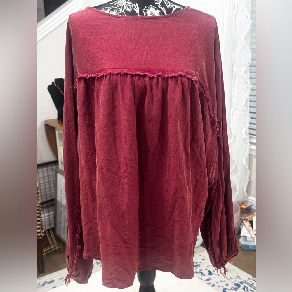 ANDREE BY UNIT Oversized Fringe Sleeve Rayon Boho Blouse Wine Large - Picture 2 of 8